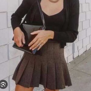 Abercrombie & Fitch Plaid brown pleated skirt size s